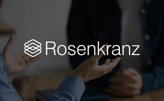 Rosenkranz Logo auf dunklem Hintergrund